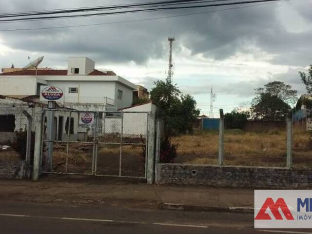 #10 - Terreno para Locação em Passos - MG - 2